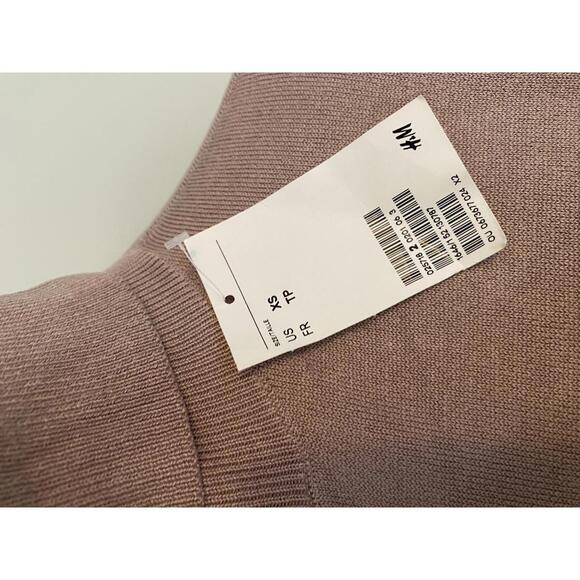 H&M rose mauve turtleneck knit NWT size XS - Picture 3 of 3